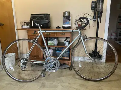 CCM de route vintage 55 cm fait au Canada , View more