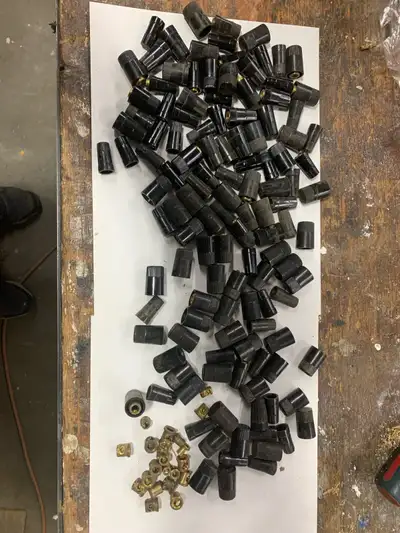 Approximately 125 set screw connectors most are new, never used. Some are dusty from being in an ope...