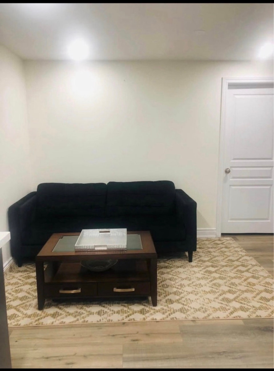 Place available for rent in a shared unit 4