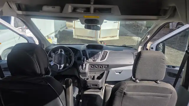 2017 Transit Van583741804758312964