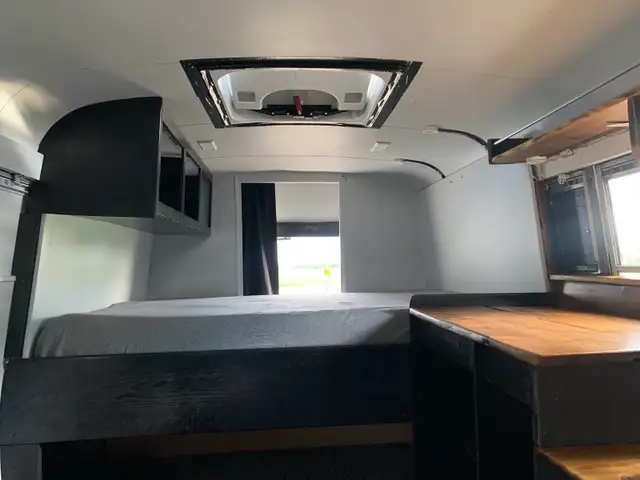 camper van 488166633715148803