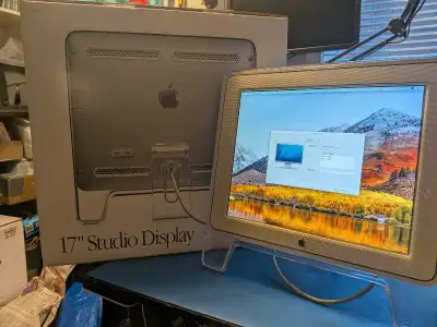 Vintage Apple Studio Display M7649 17” In Box, View more