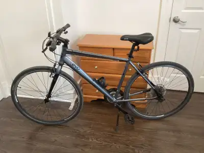 Evo Grand Rapid 3 Hybrid Bicycle, View more
