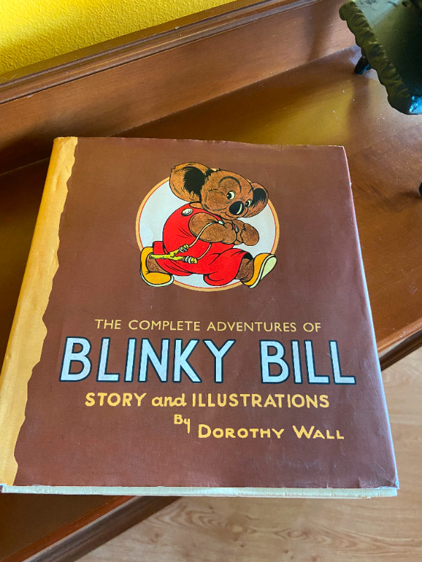 Like New The Complete Adventures of Blinky Bill Hardcover in Children & Young Adult in Oshawa / Durham Region