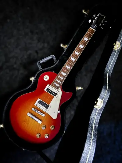 2021 LES PAUL CLASSIC - MINT - SLIM TAPER - MINT HARD CASE, View more