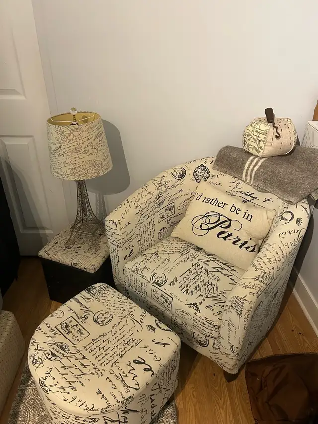Paris Theme Accent Chair and Ottoman Set Set in Chairs & Recliners in Annapolis Valley - Image 2