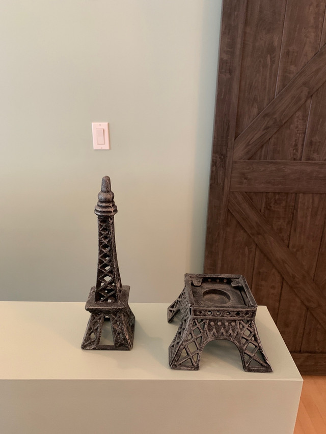 Tabletop Eiffel Tower Replica  in Home Décor & Accents in Woodstock - Image 2