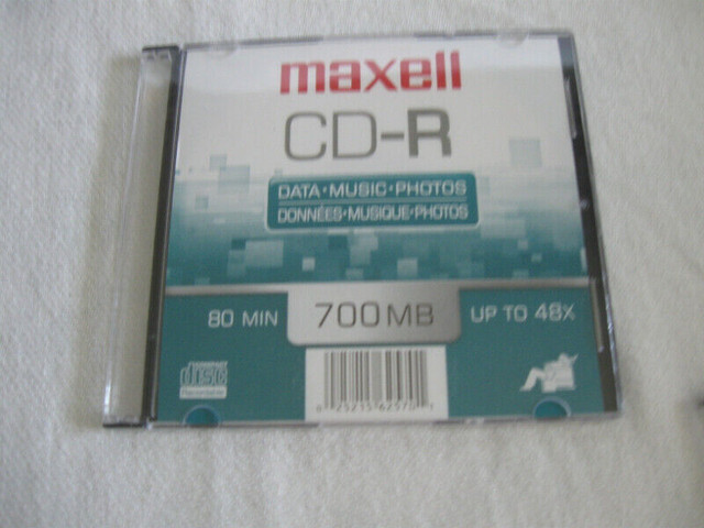 8 Maxell CD-Rs-new and sealed/never used + 25 cd jewel cases-$5 in CDs, DVDs & Blu-ray in City of Halifax - Image 2