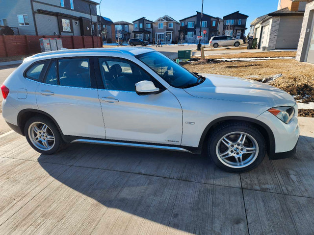 BMW X1, 2 set of tires on rims & remote start  in Cars & Trucks in Edmonton - Image 3