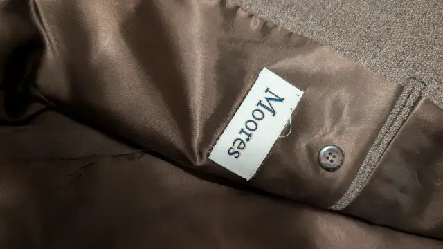 Suit brand new 100% wool. in Men's in Cambridge - Image 4