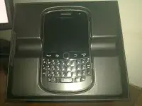 -NEW-blackberry bold 9900 +UNLOCKED+ Accessories+ ONLY-$50-