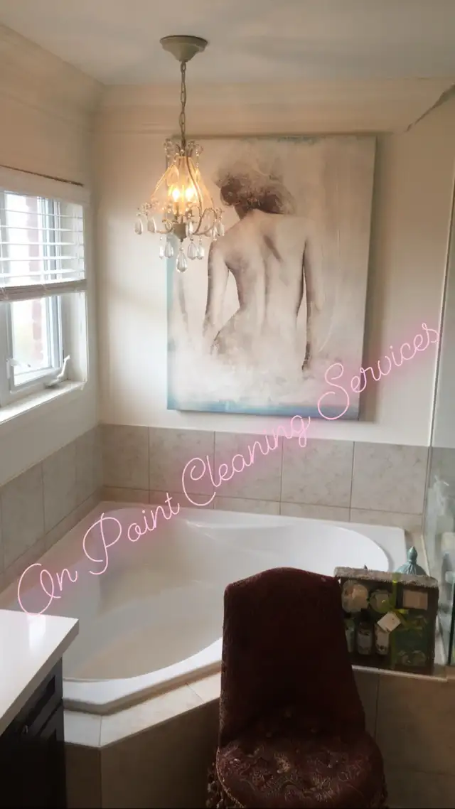 PROMO $70 WASHROOM CLEAN in Cleaning & Housekeeping in Oshawa / Durham Region - Image 8