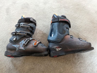 Lange Downhill ski boots , size 8.5