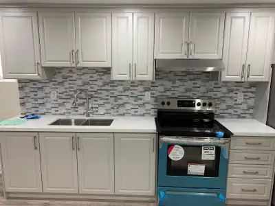 2 BEDROOM BASEMENT(Legal) FOR RENT in the desired location of Credit View Rd and Mayfield Rd. Spacio...