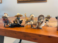 13 The Hamilton Collection Collectible Cat Figurines