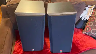 B&W Speakers DM610, View more
