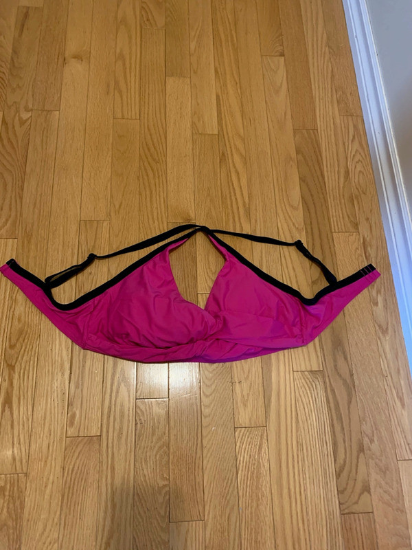 JAG LADIES BIKINI TOP SZ 38D in Other in Moncton
