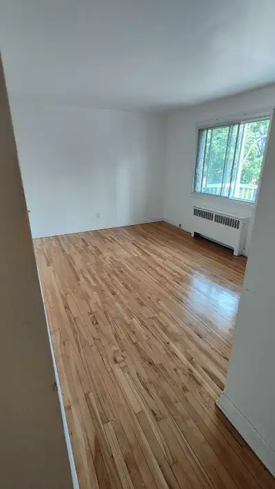 Appartement à louer 3.5 Cartierville Chauffage/Eau Chaude 1300$
