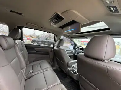 AIRPORT-DOOR TO DOOR-GROUP/FAMILY-PERSONAL-CARPOOL, View more