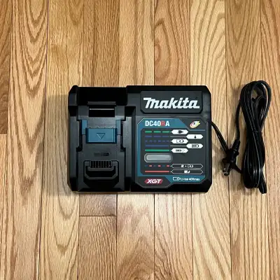 BRAND NEW - Makita 40v XGT rapid charger, View more