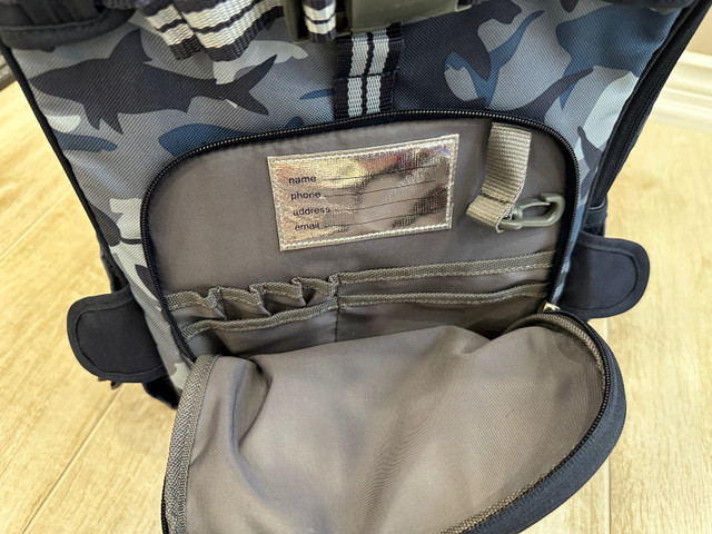 Pottery Barn Rolling Kids Backpack  in Other in Markham / York Region - Image 3