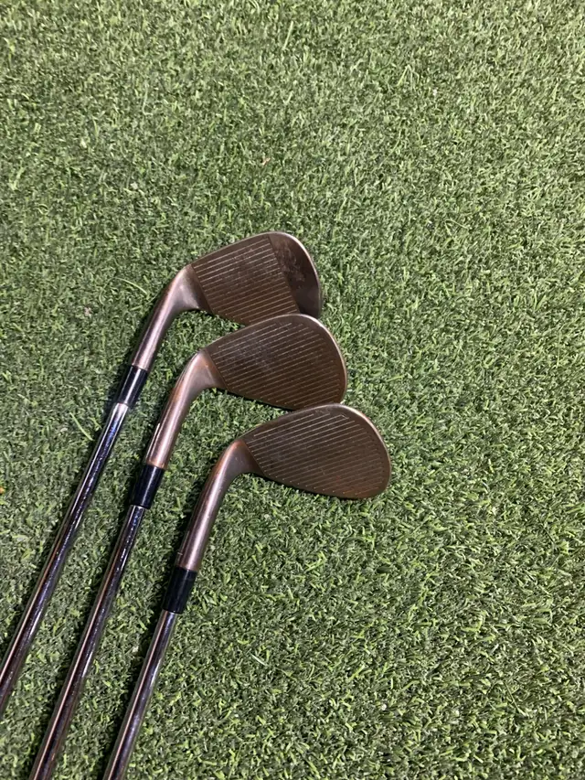 TaylorMade Hi-Toe Wedges in Golf in Markham / York Region - Image 2