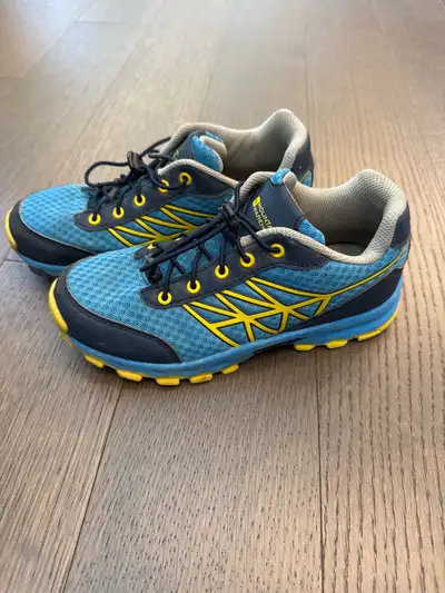 youth size 2 mountain warehouse hiking shoes, View more