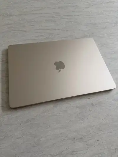 Macbook Air M3 15", View more