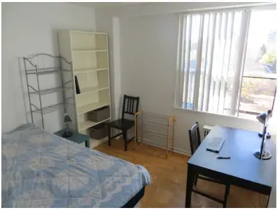 Furnished bedroom - located only a few minutes away from the University of Toronto, near subway stat...