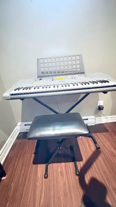 Piano synthétiseur YAMAHA, View more