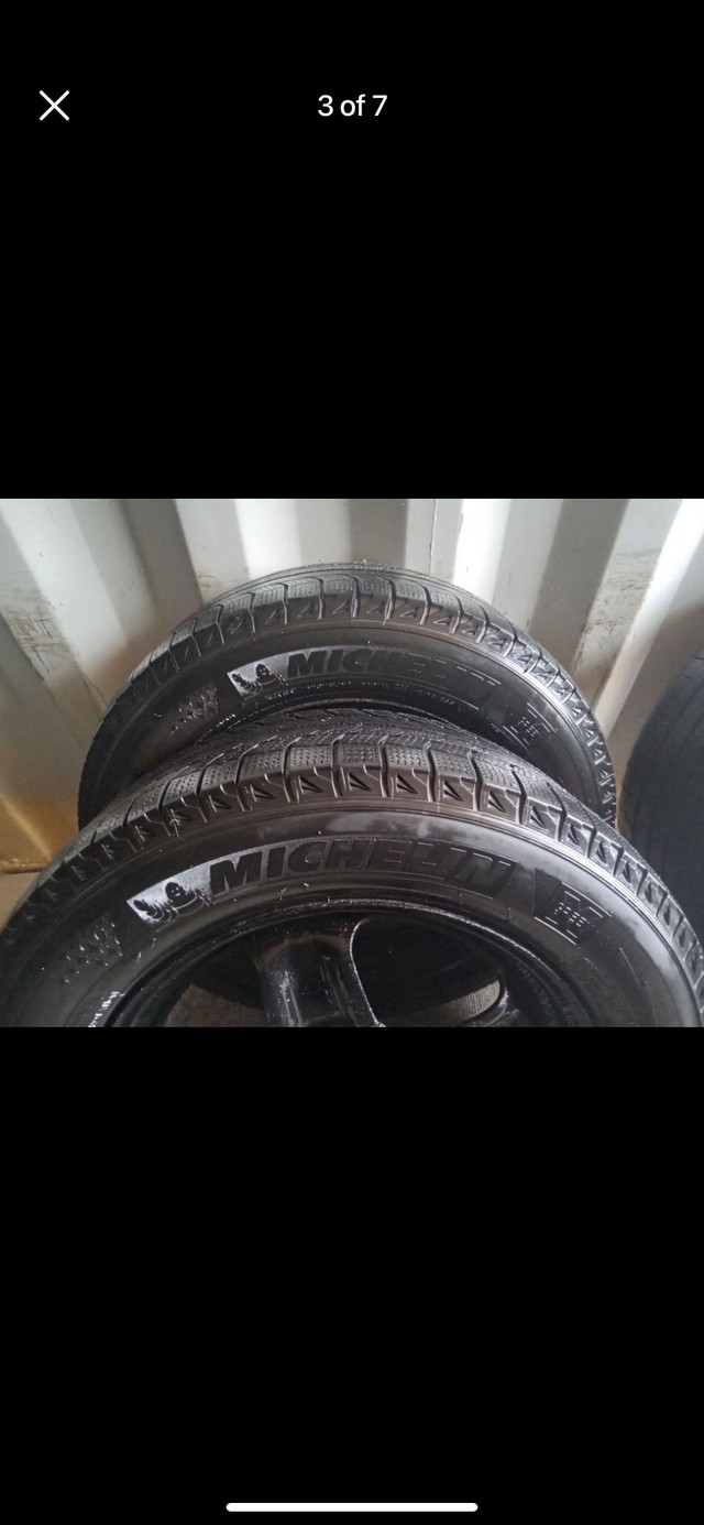 Set of 4 MICHELIN winter tires with rims (235 60 17) pattern (5× in Tires & Rims in Oakville / Halton Region - Image 4