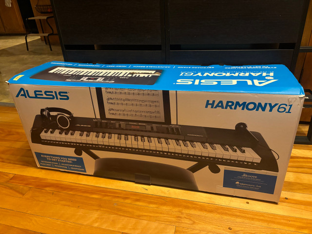 ALESIS HARMONY 61MKII ALESIS 61 KeyKeyboard with 300 Sounds dans Pianos et claviers  à Ville de Montréal