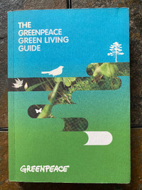Vintage - The Greenpeace Green Living Guide by Greenpeace