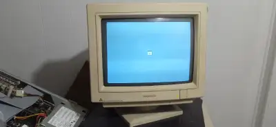 VINTAGE 13" CRT  MAC COLOR DISPLAY FOR AAPLE COMPUTER, View more
