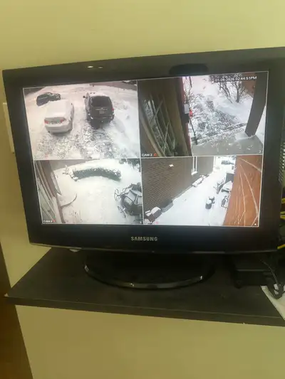 Samsung Television/ Computer Monitor, View more