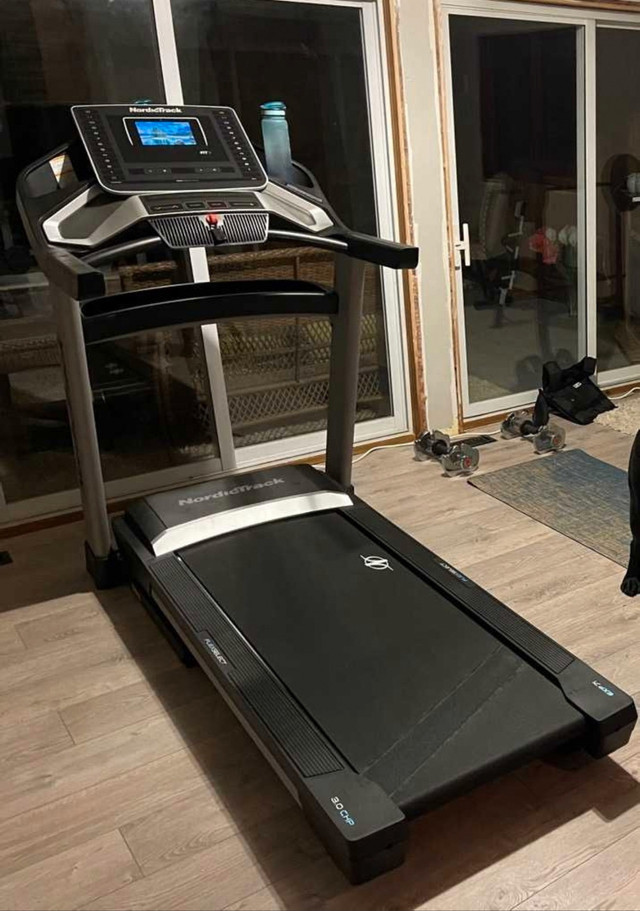 NordicTrack iFIT Treadmill  in Exercise Equipment in Leamington