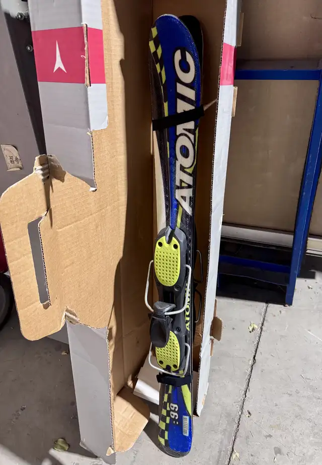 minis skis atomic in Ski in City of Montréal - Image 3