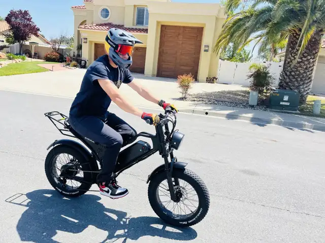 The Zeus Explorer DK400: This is Not Your Average Fat Bike. in eBike in Vancouver - Image 2