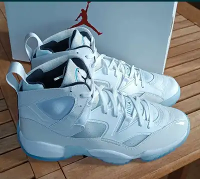 AIR JORDAN TWO TREY WHITE-LEGEND BABY BLUE MEN SZ11.5 NEW IN BOX, View more