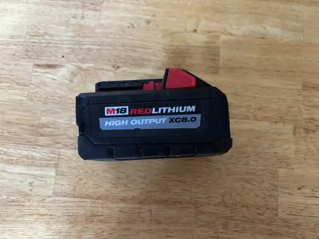 new M18 and M12 Batteries and Chargers in Power Tools in Barrie - Image 4