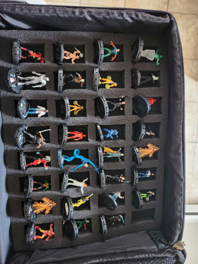 200 heroclix for sale in Arts & Collectibles in Bedford