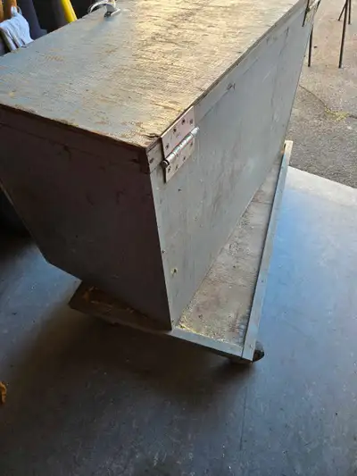 Large job/storage box on wheels , View more
