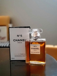 Chanel N°5 Perfume