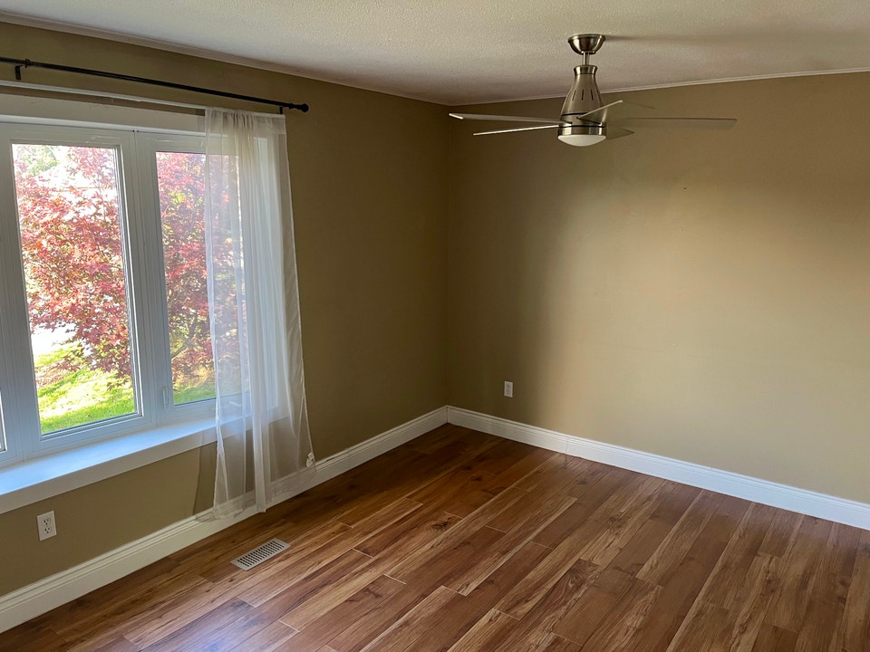 Delightful house for rent in Peterborough East City 3
