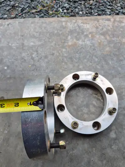 1.5 inch wheel spacers, Bolt pattern 4/156 Lug Nut 3/8-24 Came off a 2010 polaris sportsman 500