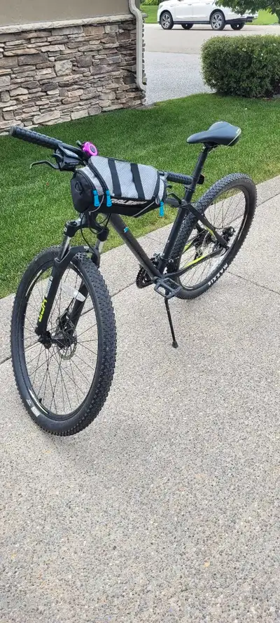 Northrock XC27 mountain bike, View more