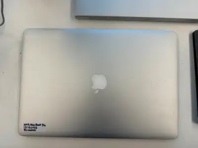 Cheap 2015 MacBook Pro! i7, 16GB RAM + 256GB SSD, 92 count, View more