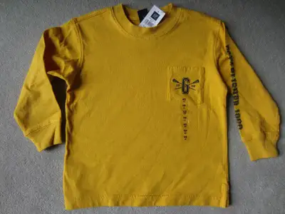 70% OFF - BRAND NEW (tags)- GAP - Lacrosse Shirt - Size XS (4), View more