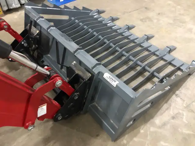 Skidsteer Blank Plates in Other in Saskatoon - Image 8