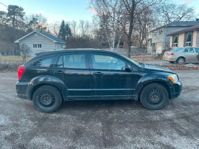 Great Condition 2010 Black Dodge Caliber in Cars & Trucks in Markham / York Region - Image 3